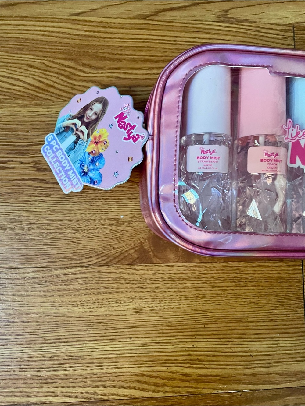 Pink & Pastel Body Mist Gift Set - Picture 4 of 13